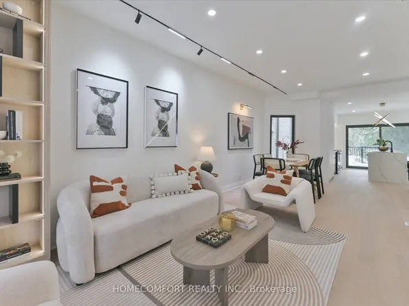 192 Waverley Rd, Toronto, ON M4L 3T3