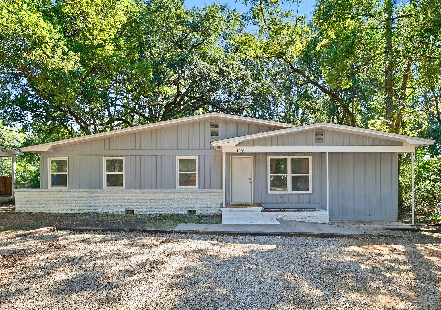 4 BR House Walking Distance to FSU for August 2027! — Photo 1