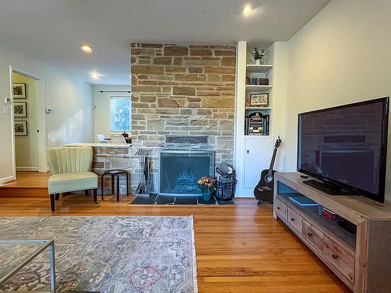 6106 23rd St N — Photo 32
