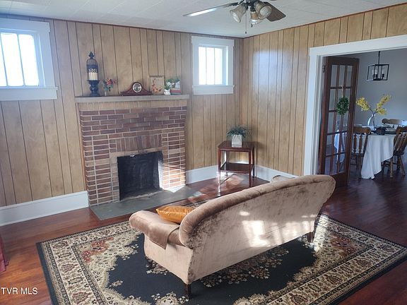 4th image of 107 Vanderpool Private Dr