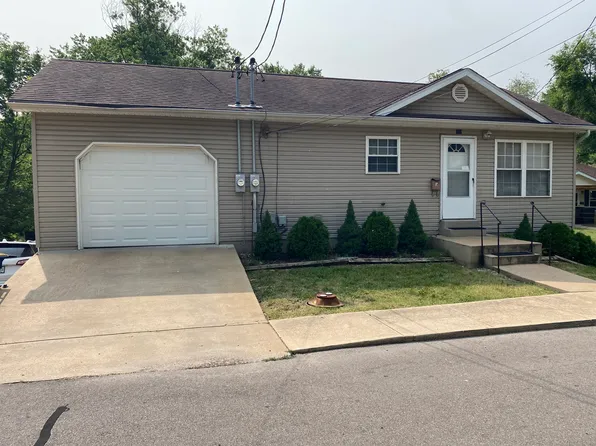 413 Moore St #B, Festus, MO 63028