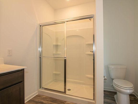 5th image of 1593 Vera Blvd