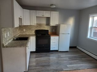 64 Rosedale St, Bridgeport, CT 06604