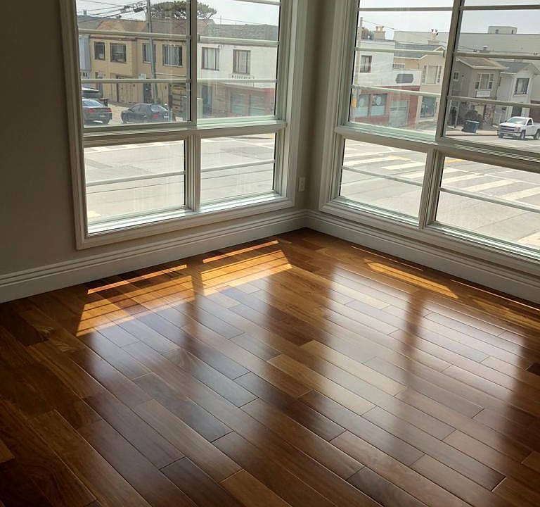 1st image of 2398 30th Ave #1