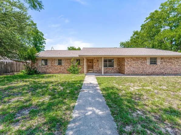 1016 Meadowlark Ln, Stephenville, TX 76401