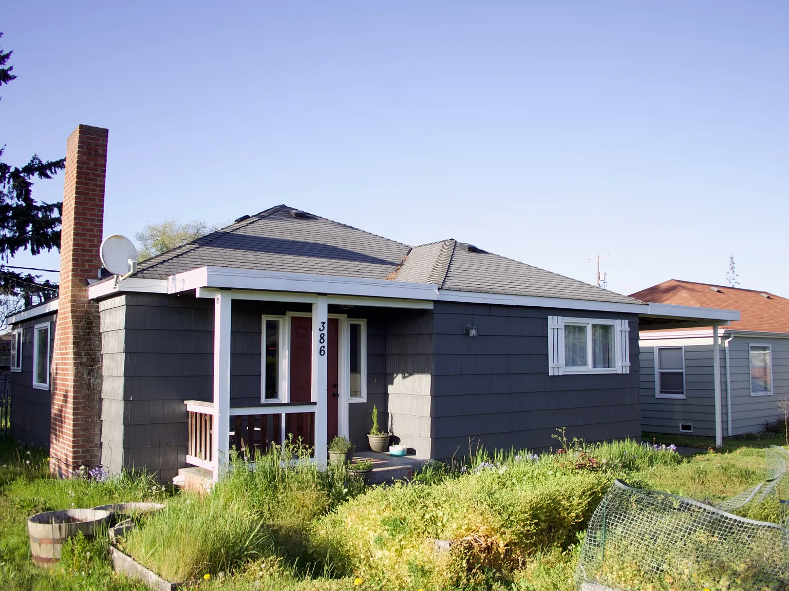 386 W Maple St — Photo 3