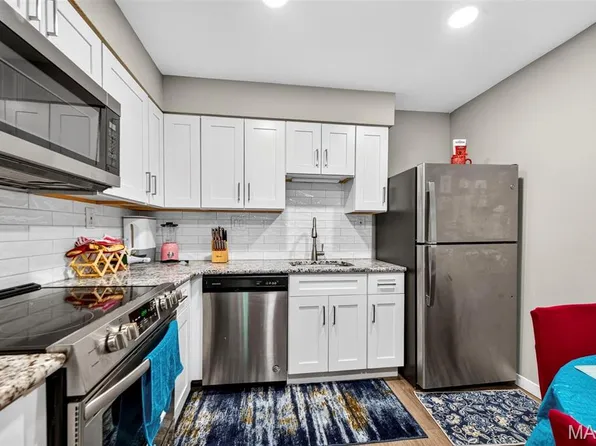 12806 Portulaca Dr APT K, Saint Louis, MO 63146