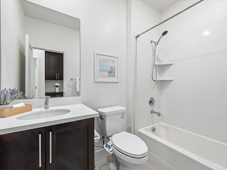 3910 Scottfield St — Photo 2