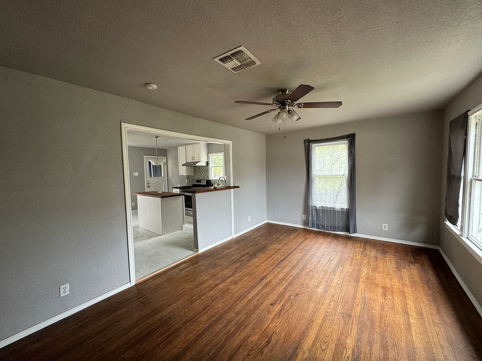 312 Winburn Ave — Photo 3