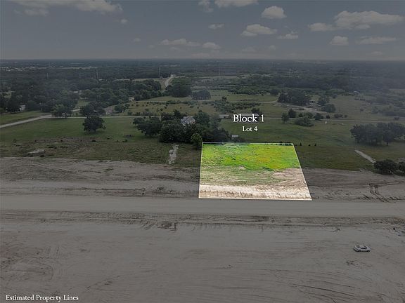 2nd image of 5397 Whispering Willow Dr