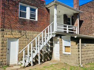627 5th Ave #1/2, Coraopolis, PA 15108