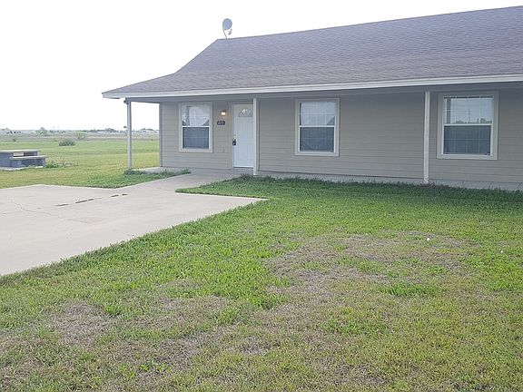 3rd image of 225 Blue Bell Ct