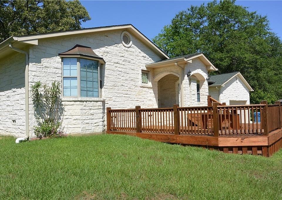 1st image of 504 Dellwood Dr