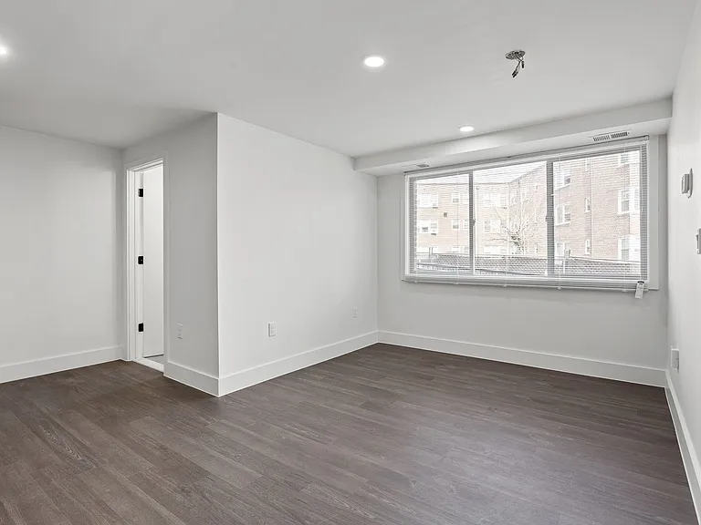 Welcome to The Doreen at 5910 14th St NW — Photo 20