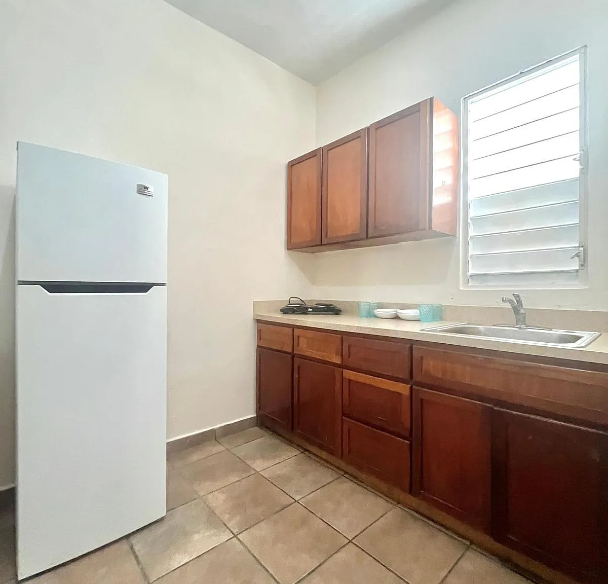 Studio, 400 sqft, $825 — Photo 4