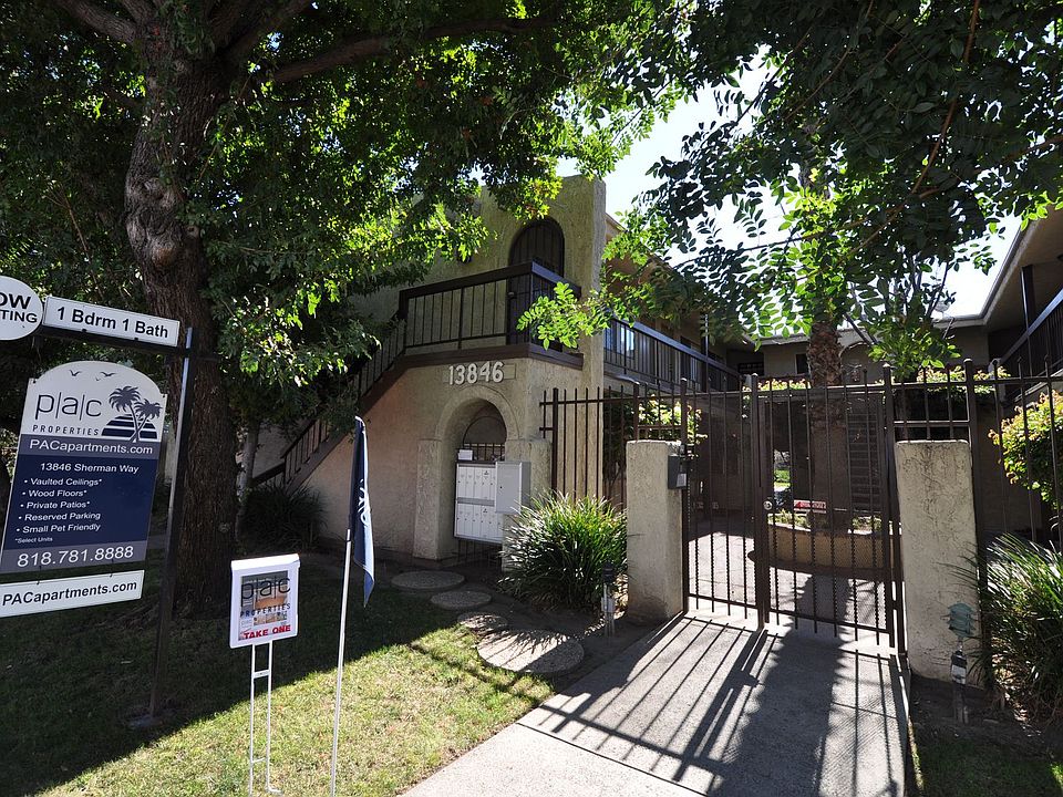 1st image of 13846 Sherman Way #107