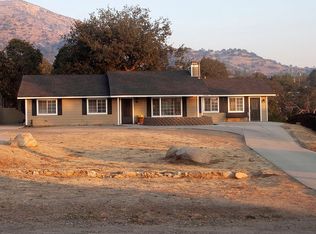 21201 Carriage Dr, Tehachapi, CA 93561