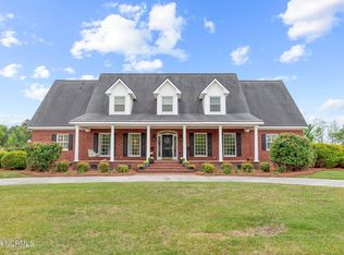 2239 Autumn Dr, Kinston, NC 28501