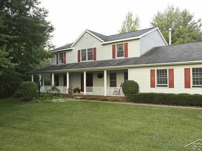 9667 Carter Rd, Freeland, MI, 48623