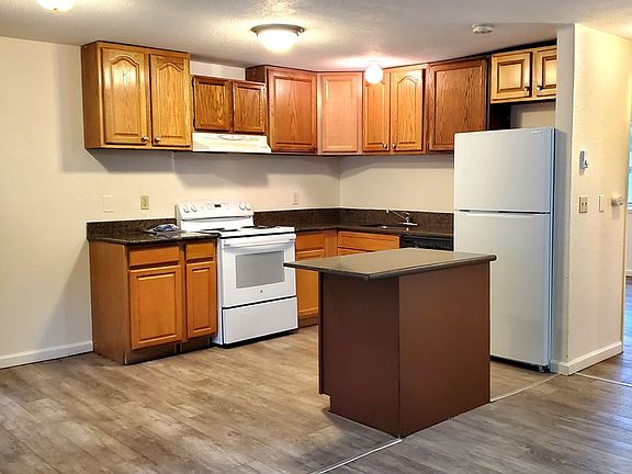 4th image of 2056 E 56th St APT H3