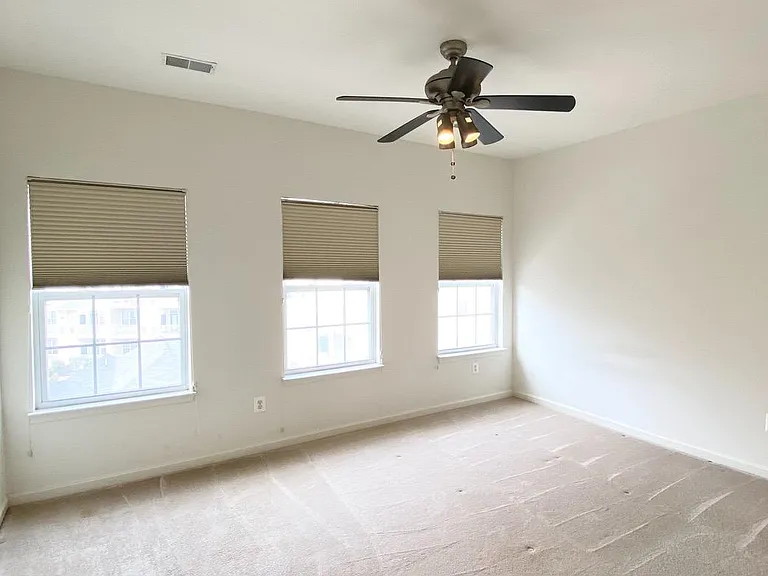 2663 Manhattan Pl #304 — Photo 36