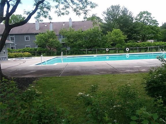 4th image of 9108 Tamarron Dr #9108