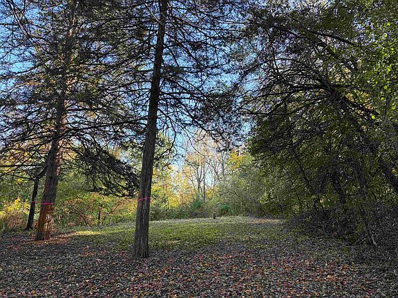 5th image of S4442 Johnson Rd