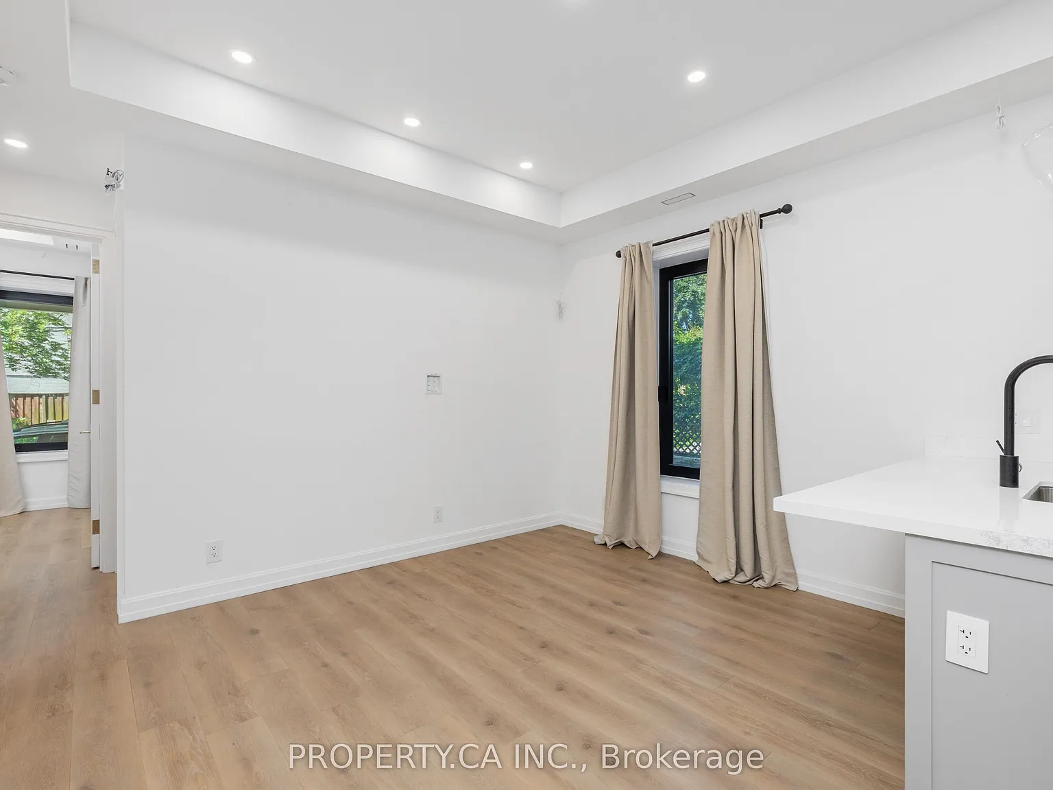 2 bed, $2,700 — Photo 4