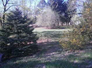 Elizabeth Ave, Forks Township, PA 18040