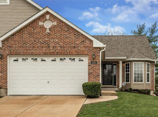 1131 Castle Gate Villas Dr, Saint Louis, MO