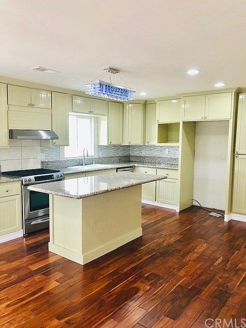 2nd image of 13554 Elgers St
