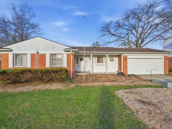 21 Edison Ave, Ypsilanti, MI 48197