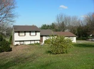 144 Bender Mill Rd, Lancaster, PA 17603