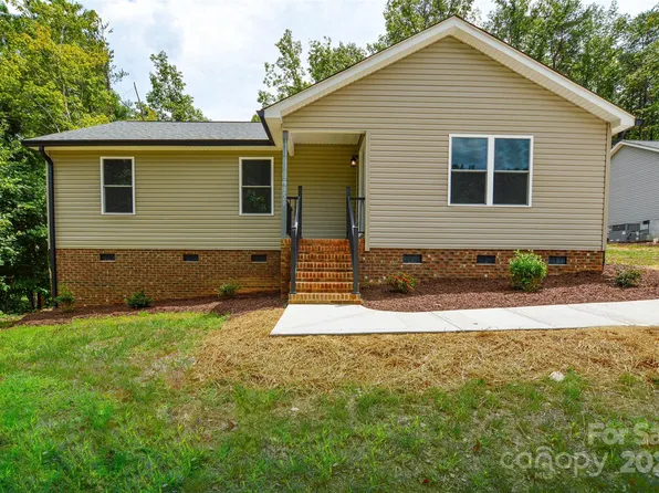 220 Aspen Dr, Gastonia, NC 28052