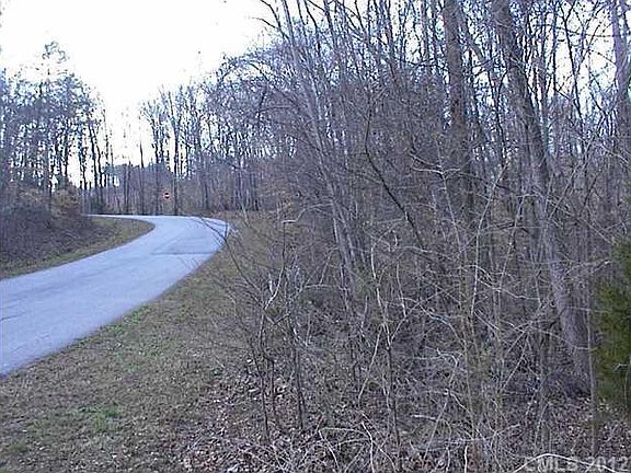 3rd image of B3l26 Heather Ln