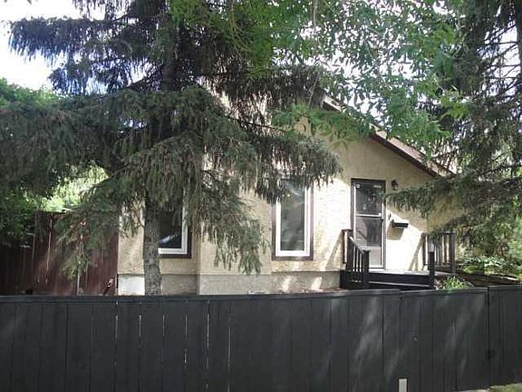 2nd image of 123 W 15th St N
