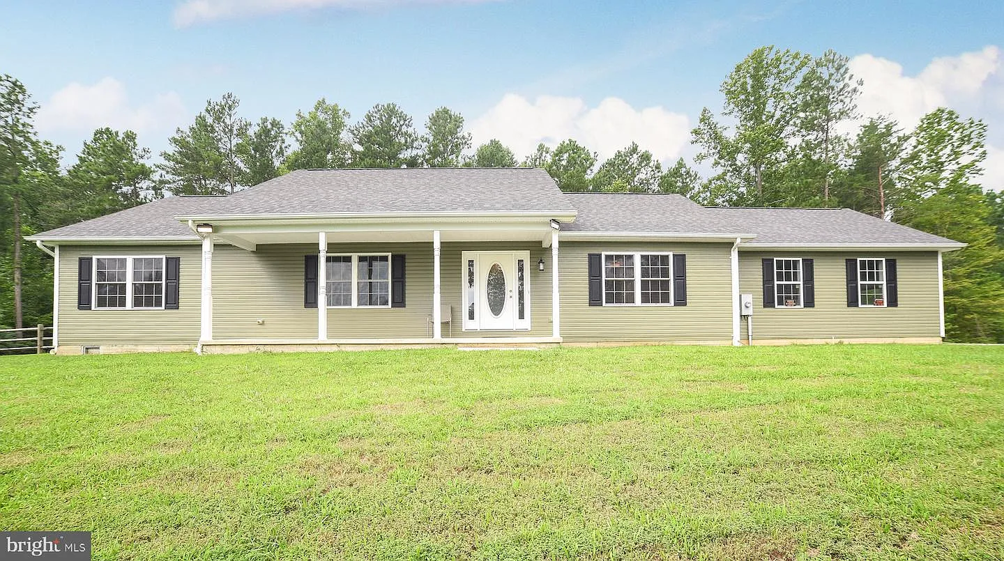 39535 Jacobs Ln photo 1
