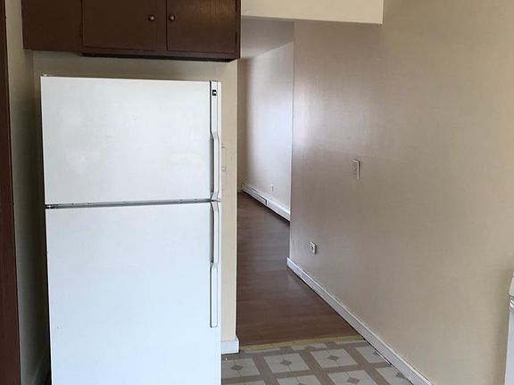 3rd image of 507 Love Dr APT 2B