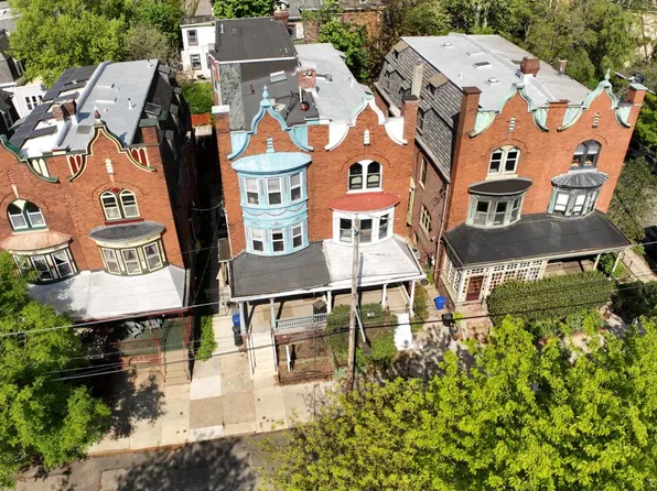 426 S 44th St APT 1, Philadelphia, PA 19104