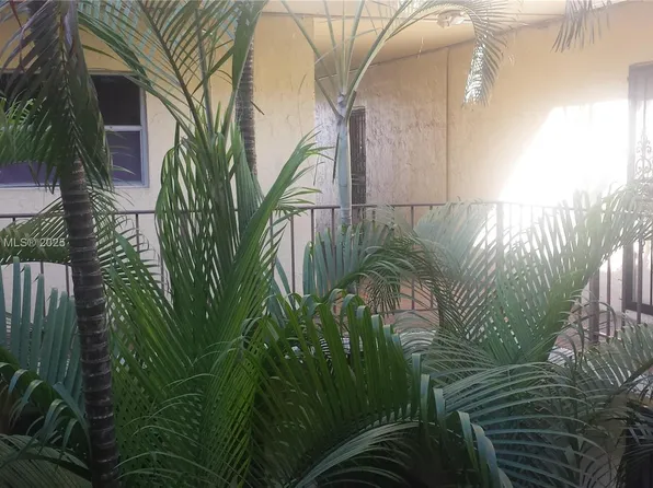 11905 NE 2nd Ave #C308, North Miami, FL 33161