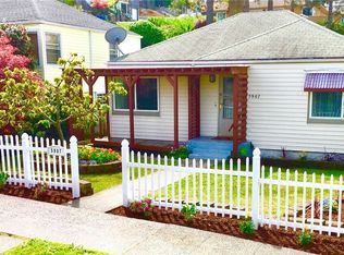 5907 SW Admiral Way, Seattle, WA 98116