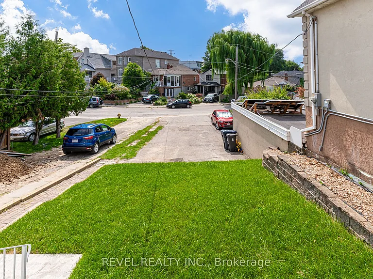 24 Kenora Cres #MAIN — Photo 20