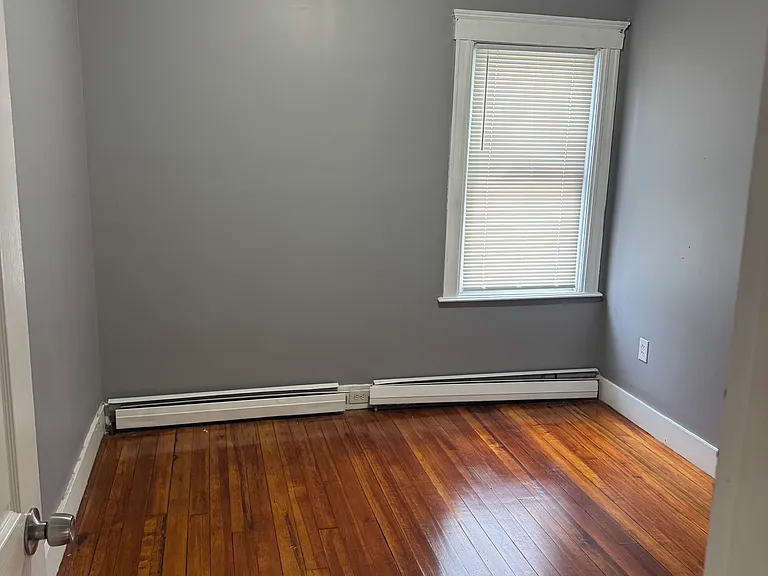 86 Owen Ave #2 — Photo 8