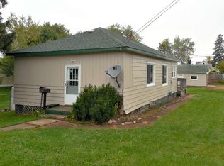 420 E Grant St, Iron Mountain, MI 49801