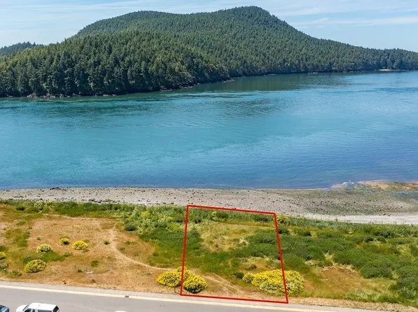 5909 Flounder Bay Lane, Anacortes, WA 98221
