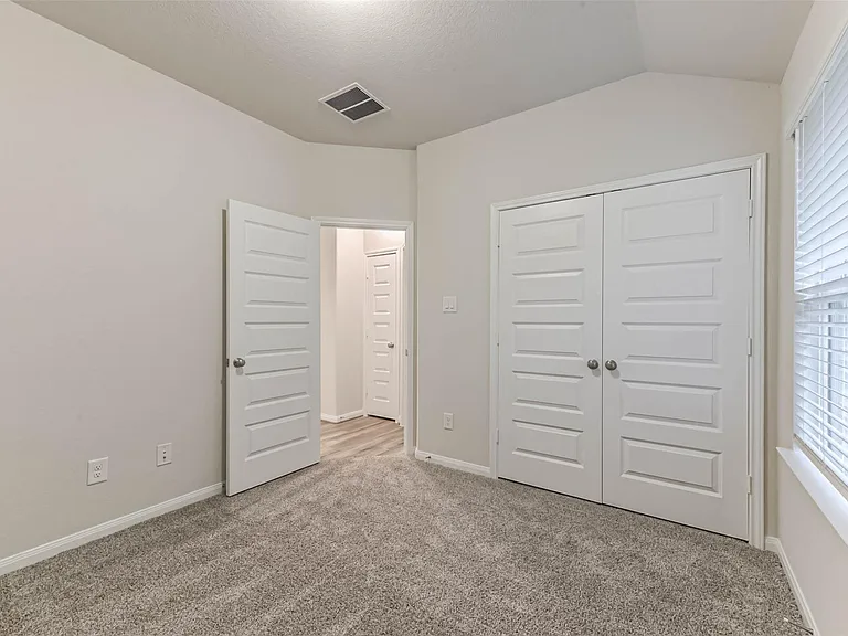 17590 Rosette Grass Dr — Photo 29