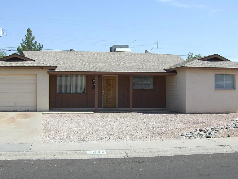 1330 W Elna Rae St — Photo 3