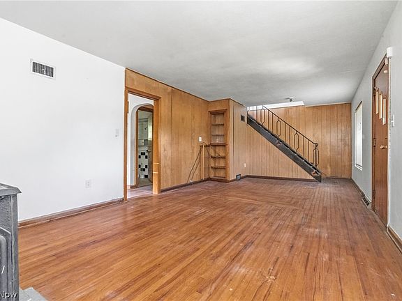 5th image of 3849 Parkman Rd