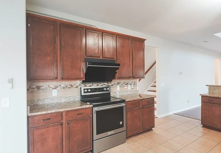 25 Litchfield Dr — Photo 18