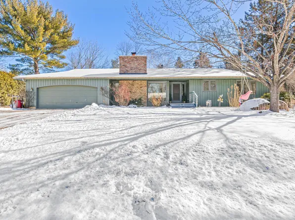 114 S Cudd Ave, River Falls, WI 54022